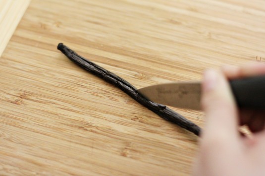 splitted vanilla bean for pastry cream